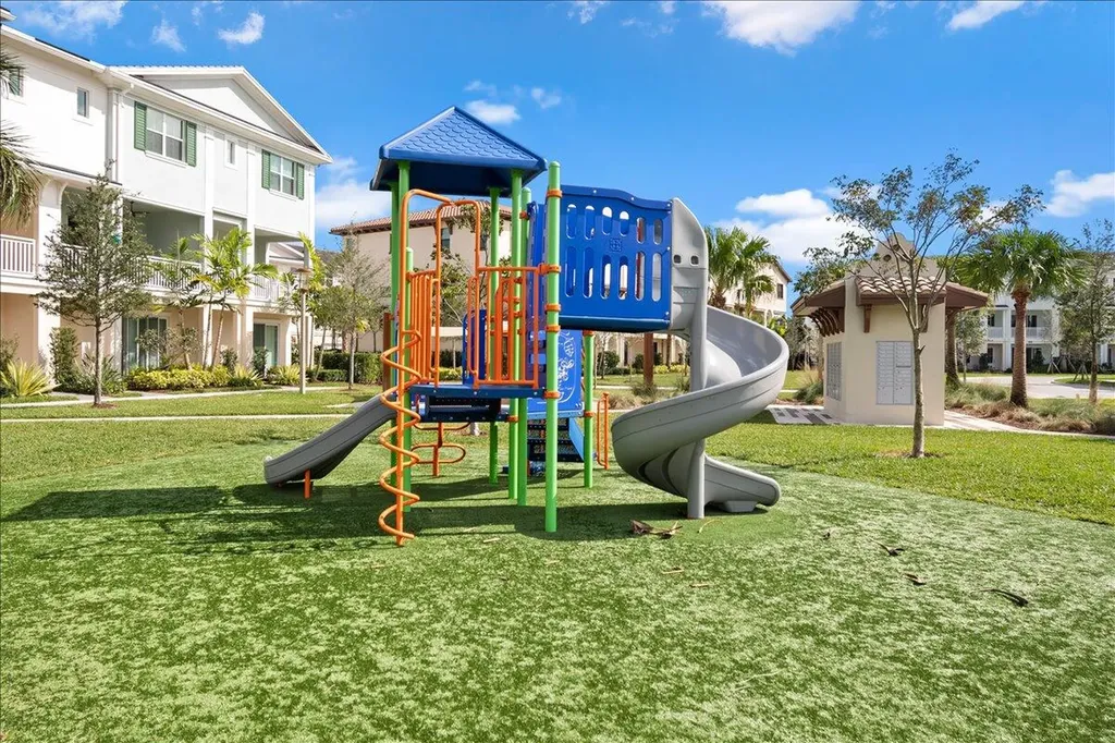 5273 Beckman Terrace Palm Beach Gardens FL 33418