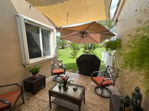 1113 SW 158th Avenue Pembroke Pines FL 33027