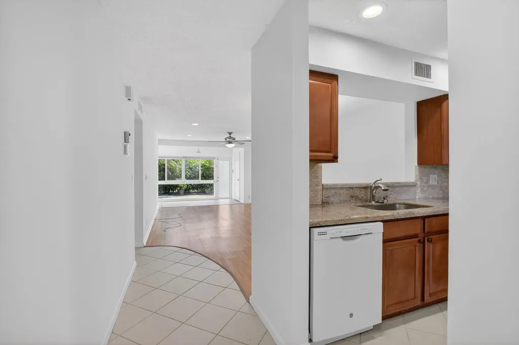 13886 Vía Flora A Delray Beach FL 33484