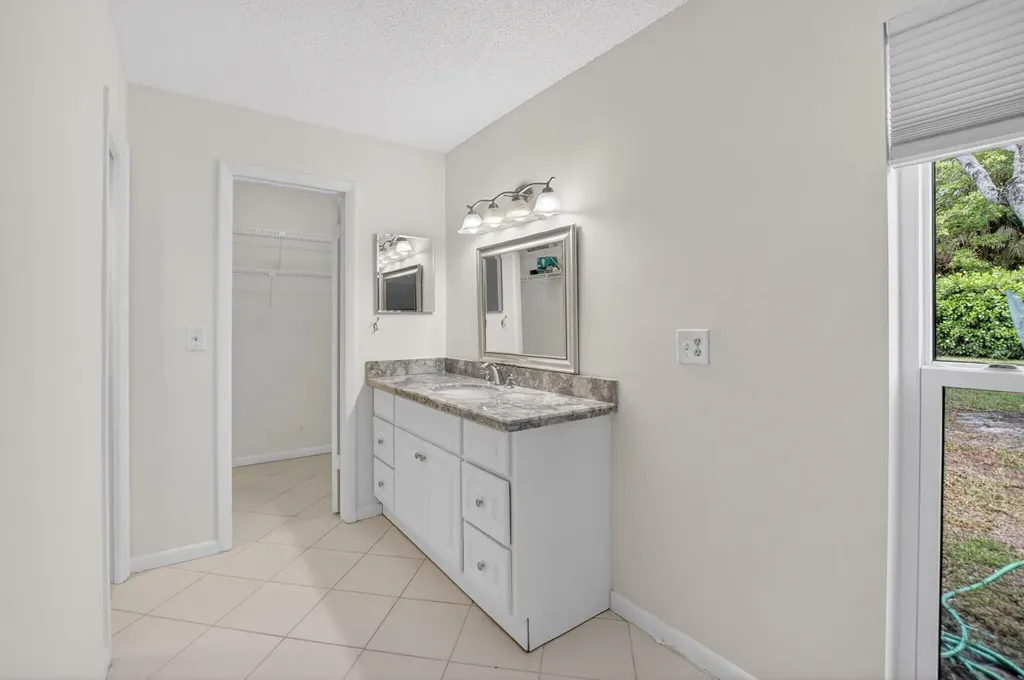 13886 Vía Flora A Delray Beach FL 33484