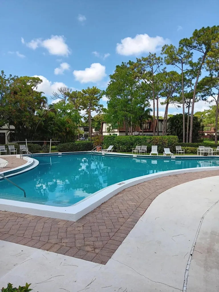 132 Weybridge Circle Royal Palm Beach FL 33411
