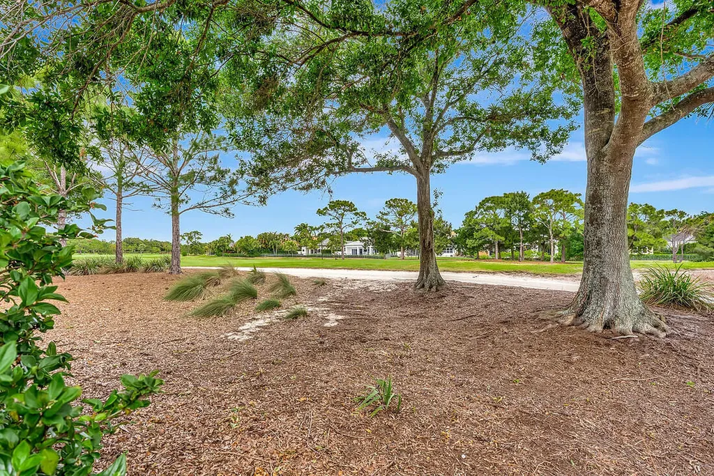 115 W Village Way Jupiter FL 33458