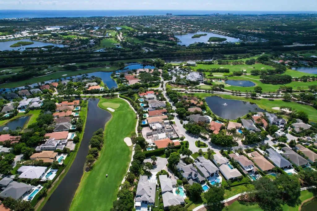 115 W Village Way Jupiter FL 33458