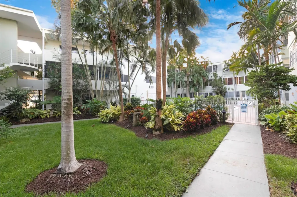 1000 SE 4th Street Fort Lauderdale FL 33301