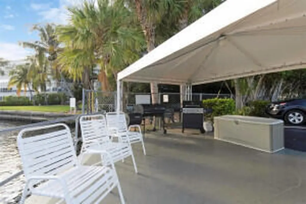 1000 SE 4th Street Fort Lauderdale FL 33301
