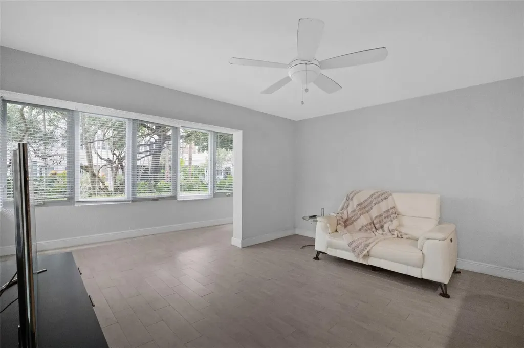 1000 SE 4th Street Fort Lauderdale FL 33301