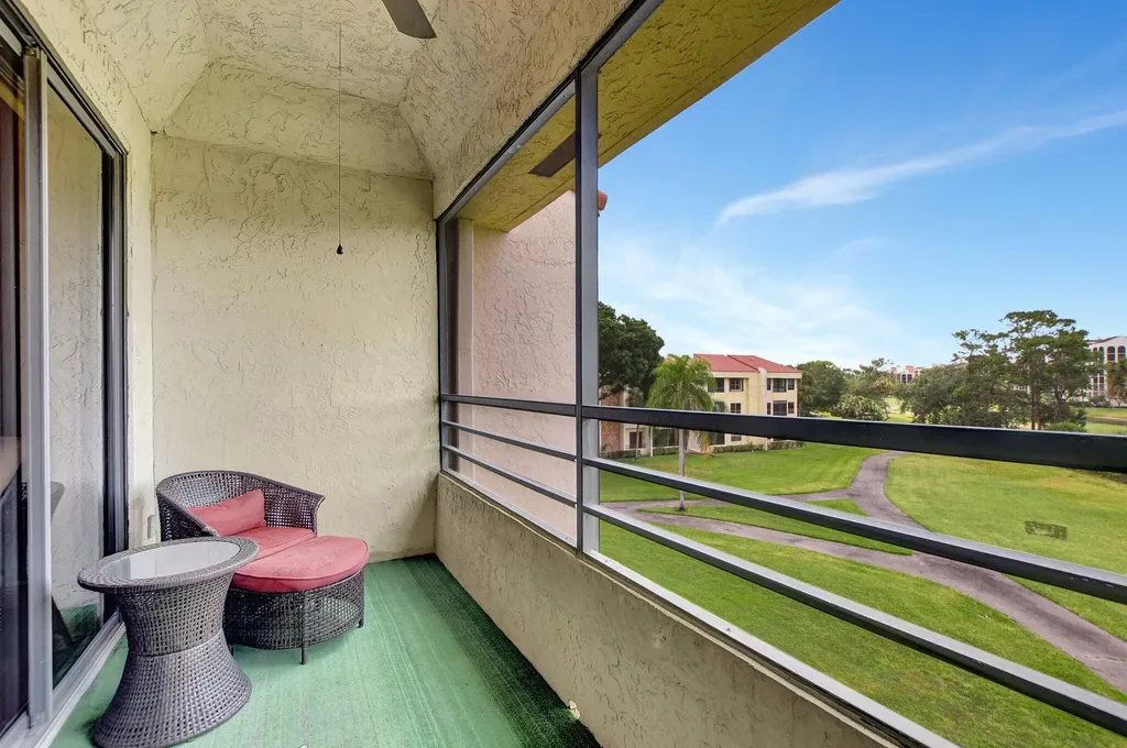 7520 La Paz Boulevard Boca Raton FL 33433