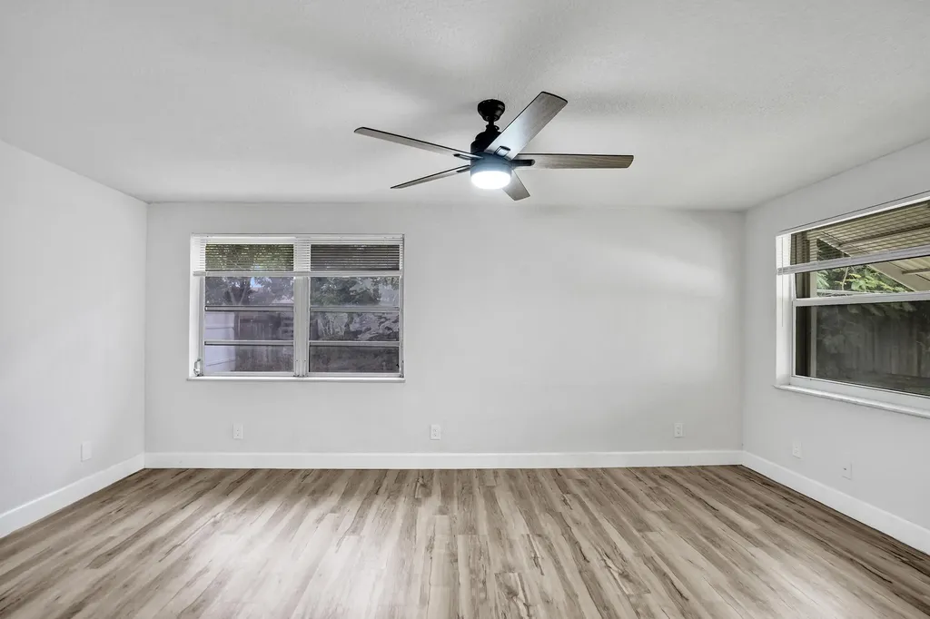 229 NE 26th Court Pompano Beach FL 33064