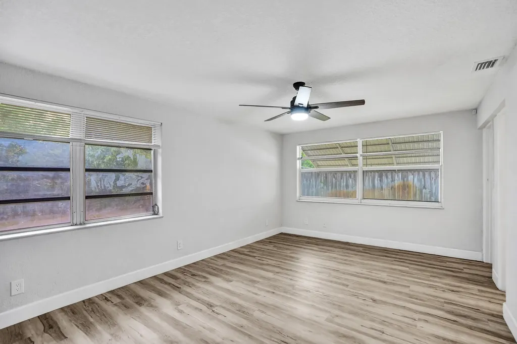 229 NE 26th Court Pompano Beach FL 33064