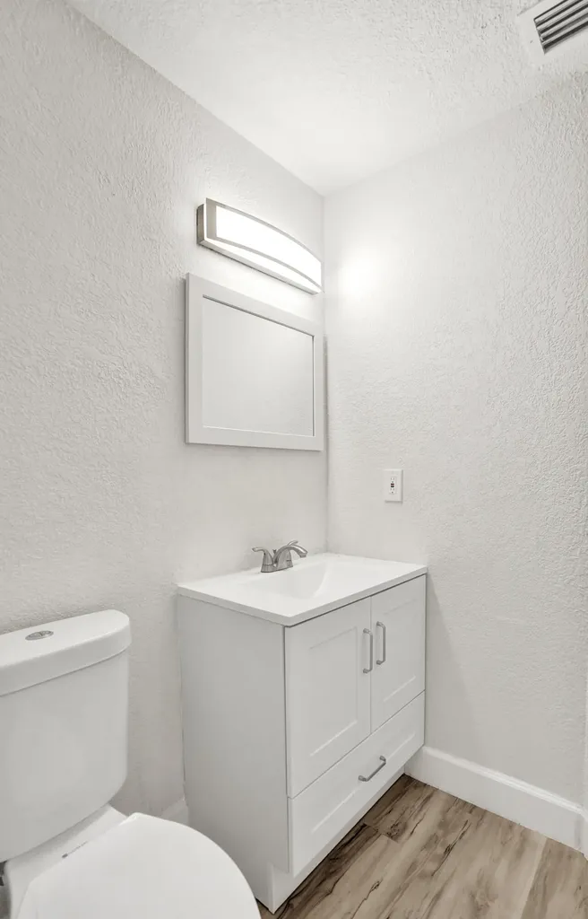 229 NE 26th Court Pompano Beach FL 33064