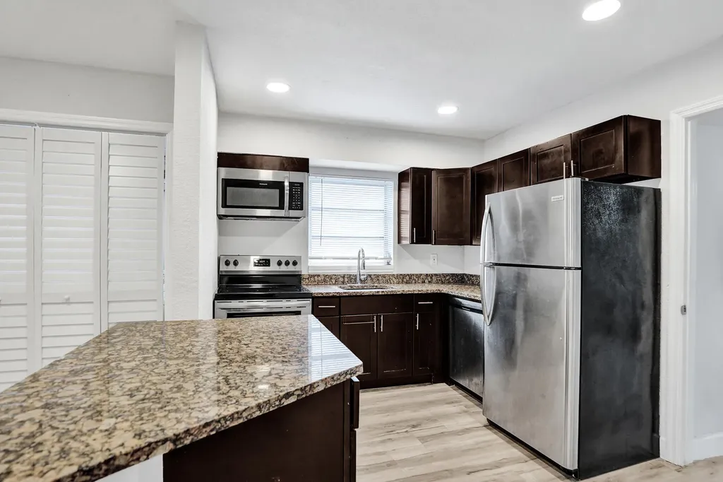 229 NE 26th Court Pompano Beach FL 33064