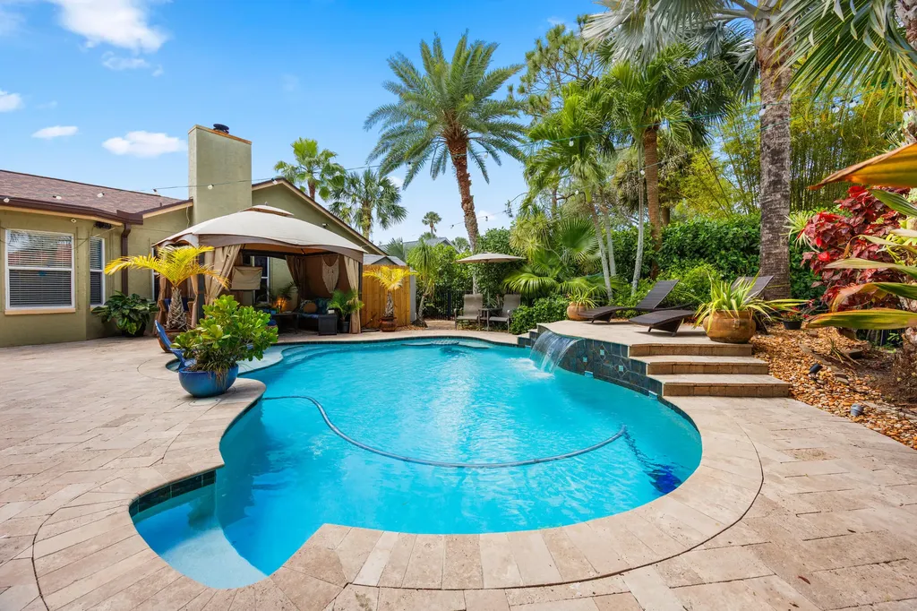 3663 Woods Walk Boulevard Wellington FL 33467