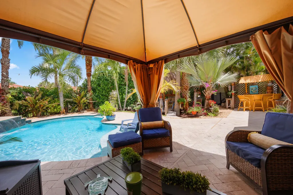 3663 Woods Walk Boulevard Wellington FL 33467
