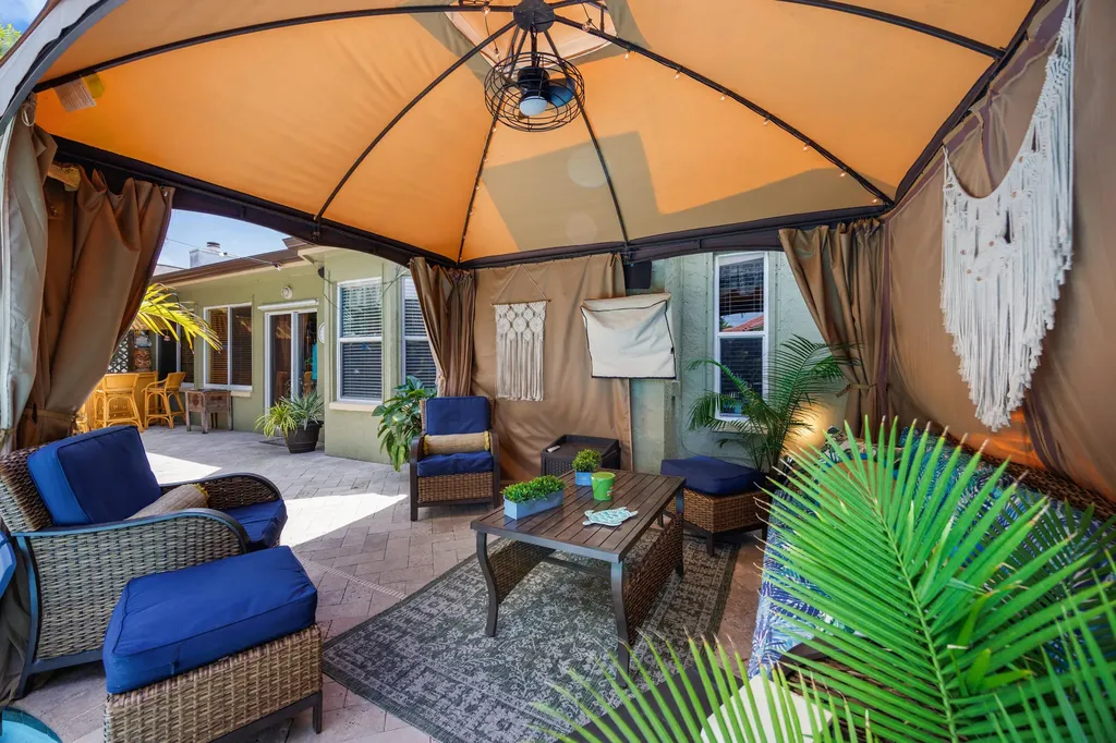 3663 Woods Walk Boulevard Wellington FL 33467