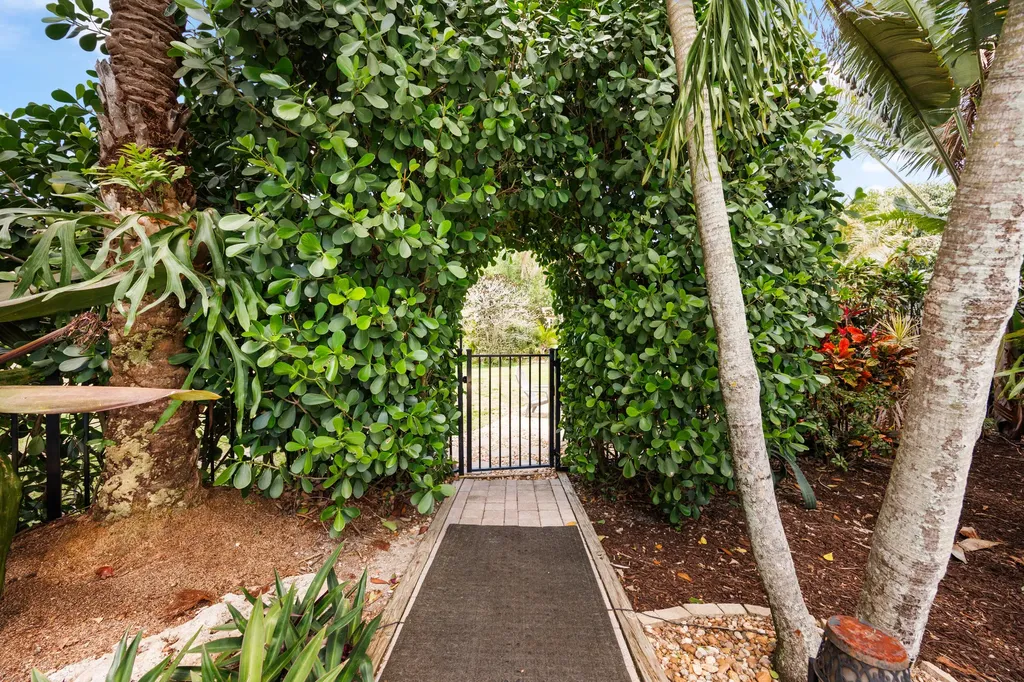 3663 Woods Walk Boulevard Wellington FL 33467