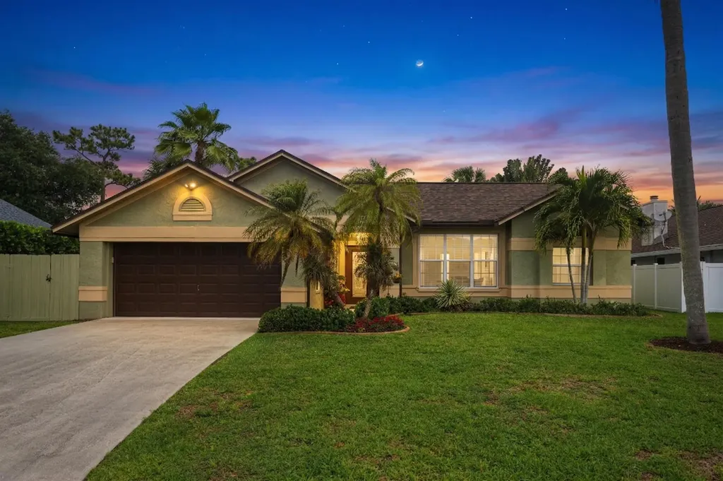 3663 Woods Walk Boulevard Wellington FL 33467