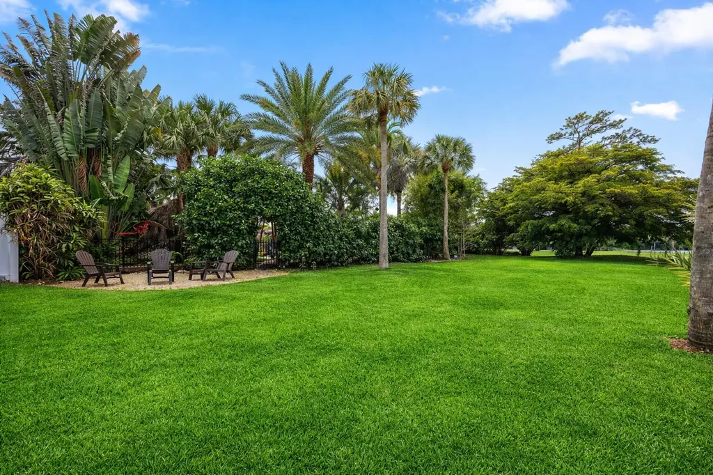 3663 Woods Walk Boulevard Wellington FL 33467