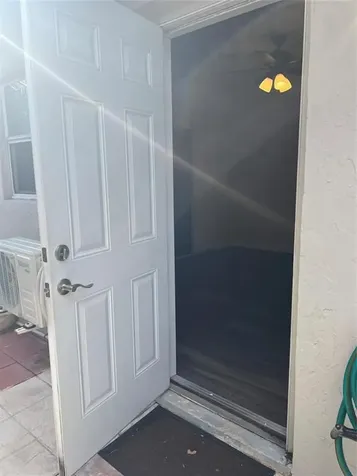 2721 N 72nd Terrace Hollywood FL 33024