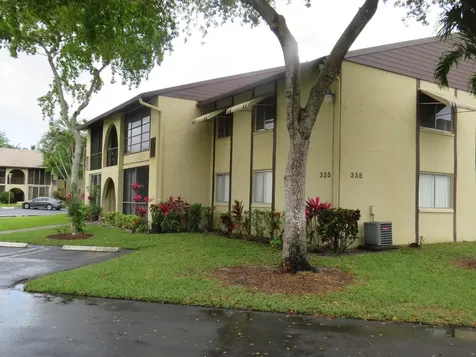 335 Pine Ridge Circle Greenacres FL 33463