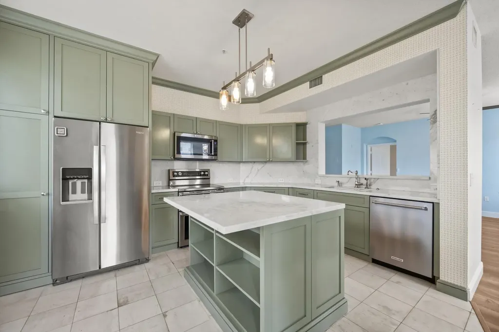 11023 Legacy Lane Palm Beach Gardens FL 33410