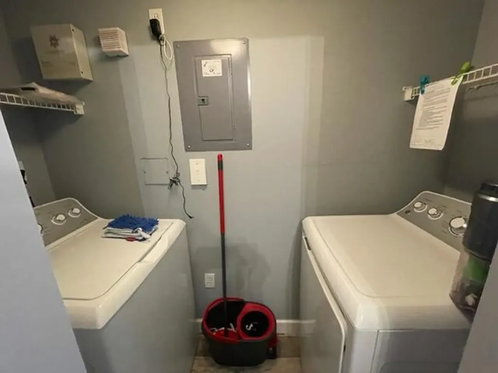 110 Villa Circle Boynton Beach FL 33435