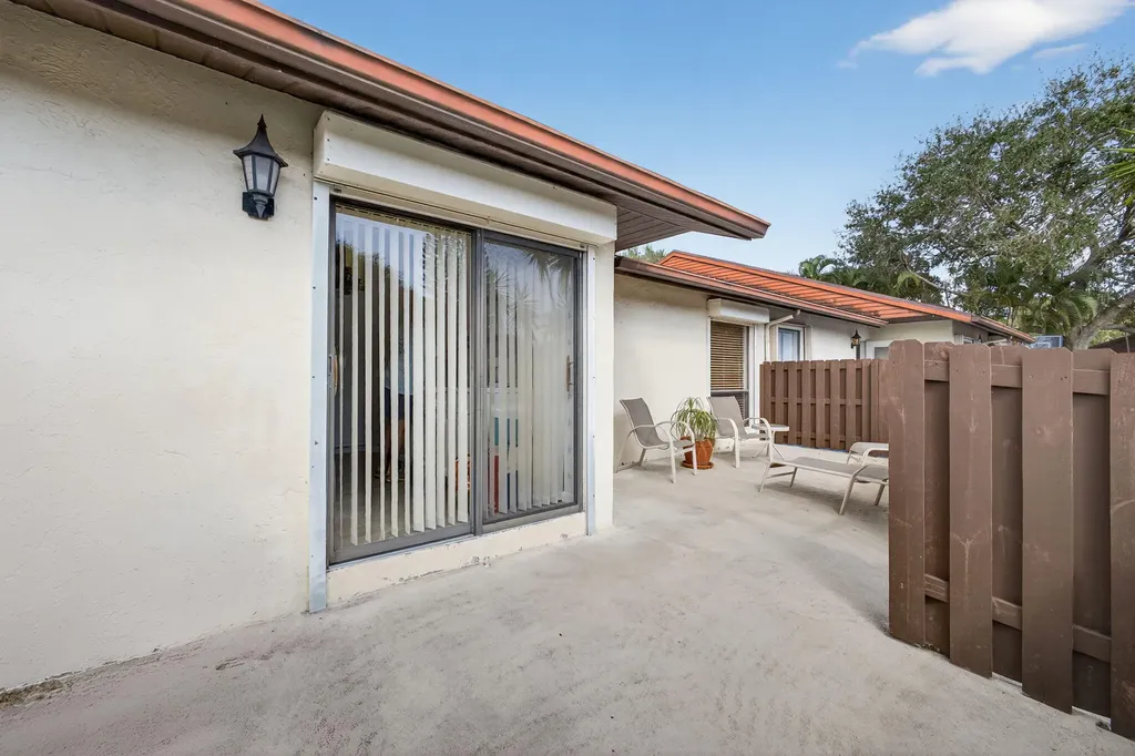 4934 Sable Pine Circle West Palm Beach FL 33417