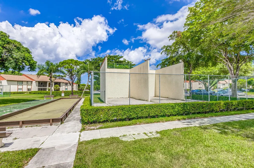 4934 Sable Pine Circle West Palm Beach FL 33417