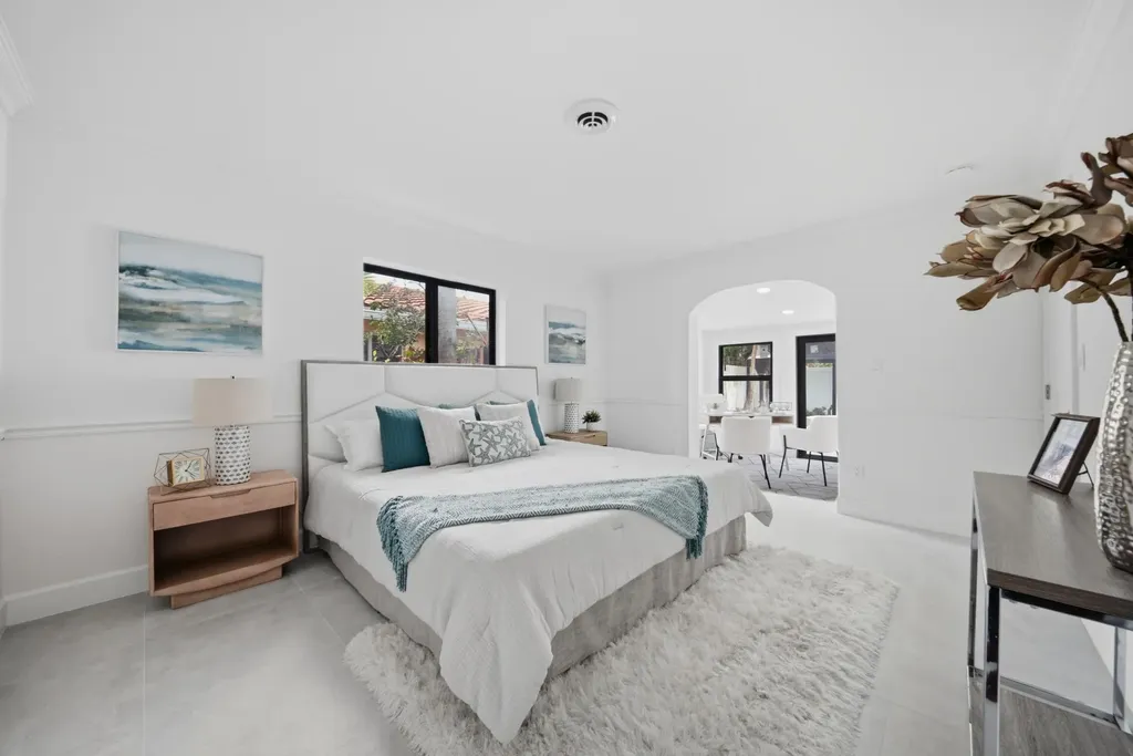 5121 NE 17th Terrace Fort Lauderdale FL 33334