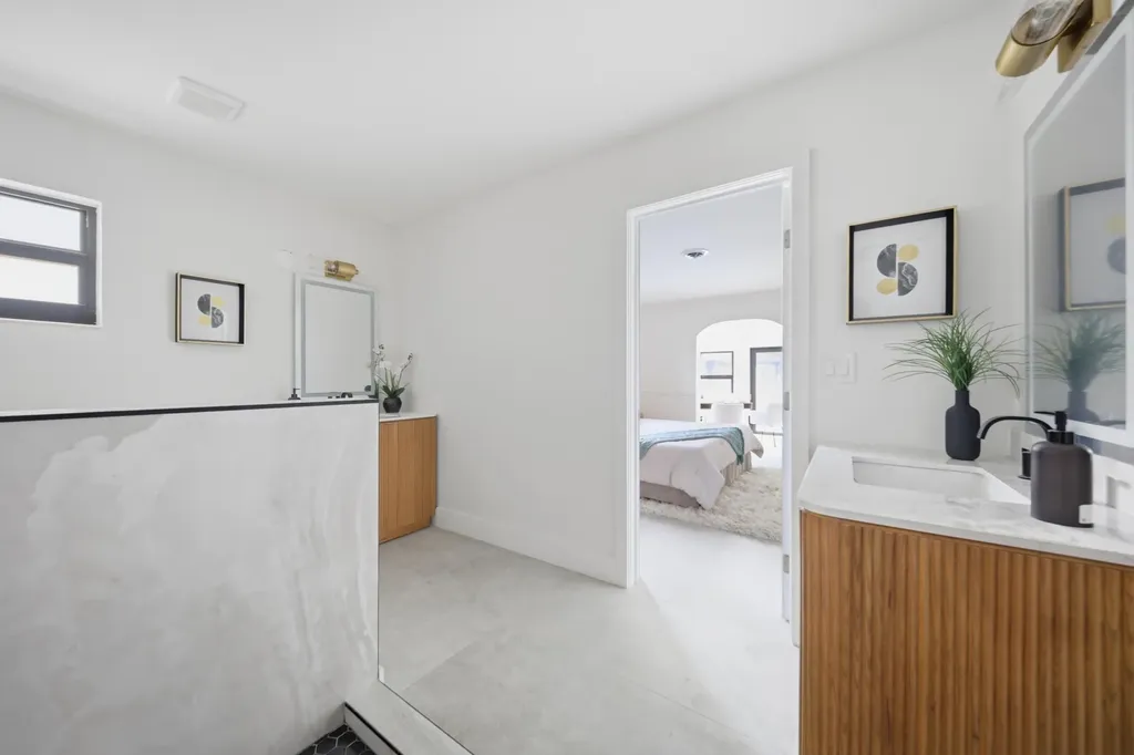 5121 NE 17th Terrace Fort Lauderdale FL 33334
