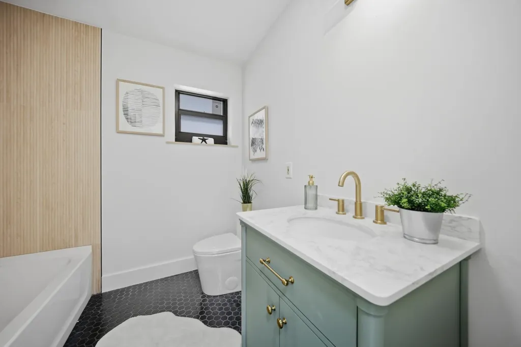 5121 NE 17th Terrace Fort Lauderdale FL 33334