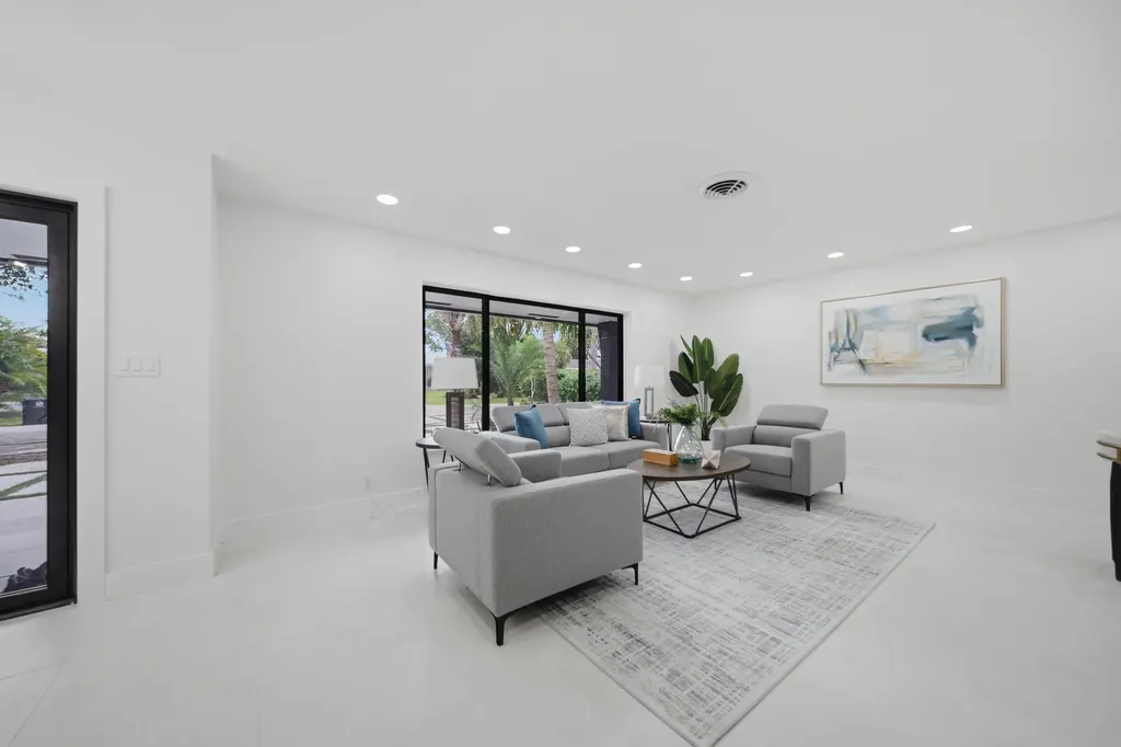5121 NE 17th Terrace Fort Lauderdale FL 33334