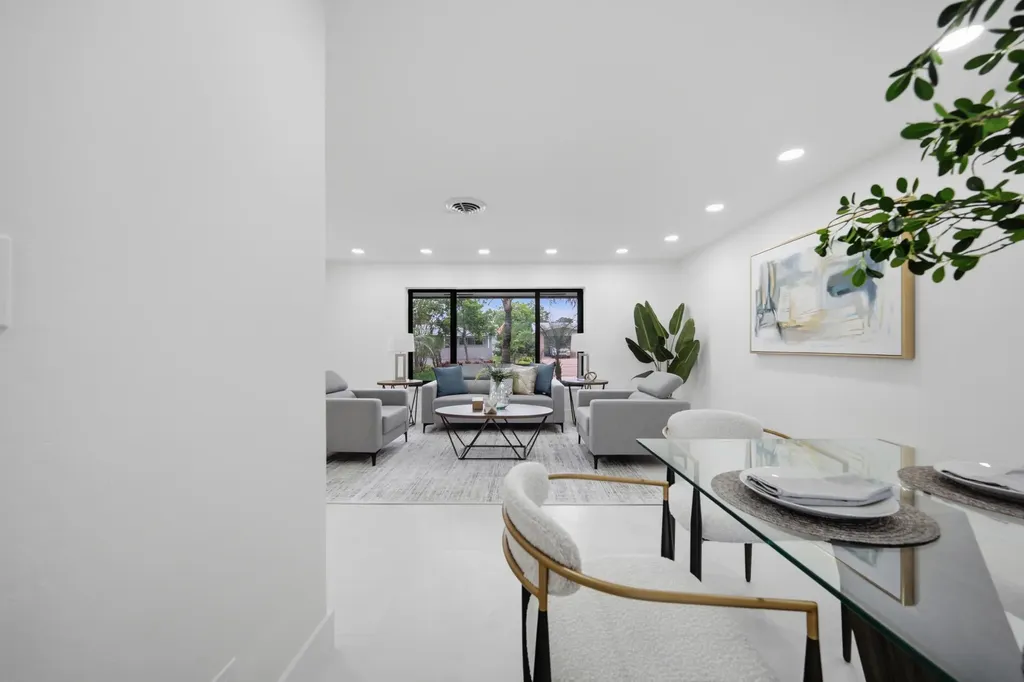 5121 NE 17th Terrace Fort Lauderdale FL 33334