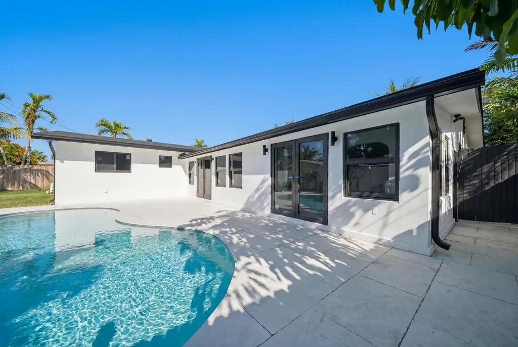5121 NE 17th Terrace Fort Lauderdale FL 33334