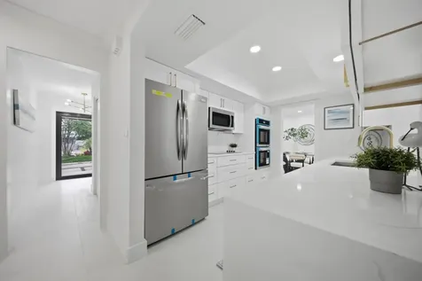 5121 NE 17th Terrace Fort Lauderdale FL 33334