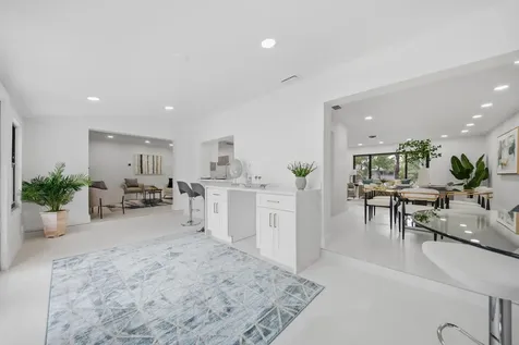 5121 NE 17th Terrace Fort Lauderdale FL 33334