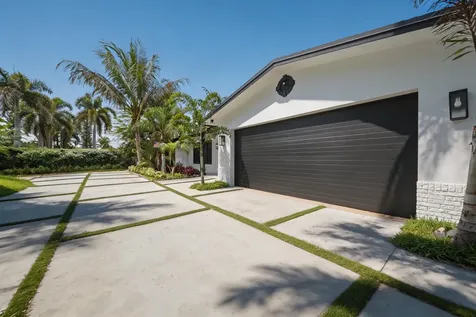 5121 NE 17th Terrace Fort Lauderdale FL 33334