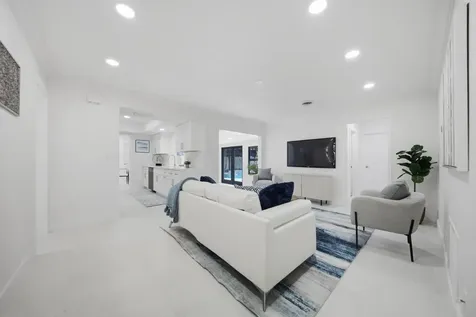 5121 NE 17th Terrace Fort Lauderdale FL 33334