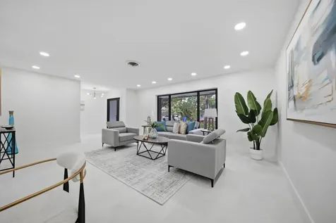 5121 NE 17th Terrace Fort Lauderdale FL 33334