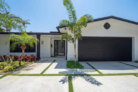 5121 NE 17th Terrace Fort Lauderdale FL 33334