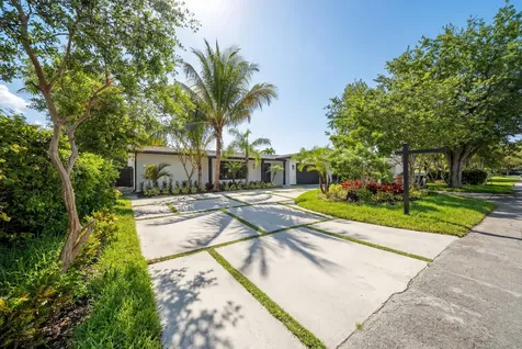 5121 NE 17th Terrace Fort Lauderdale FL 33334