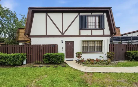 105 Weybridge Circle Royal Palm Beach FL 33411