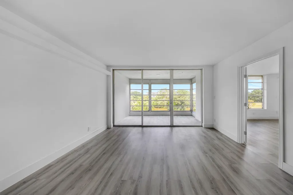 3151 S Palm Aire Drive Pompano Beach FL 33069