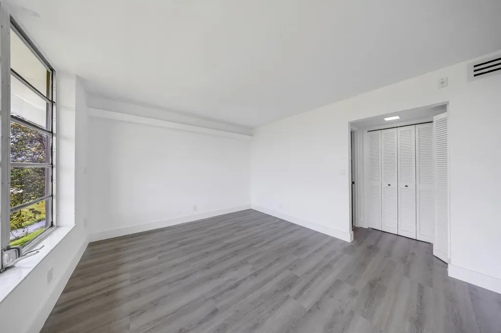 3151 S Palm Aire Drive Pompano Beach FL 33069
