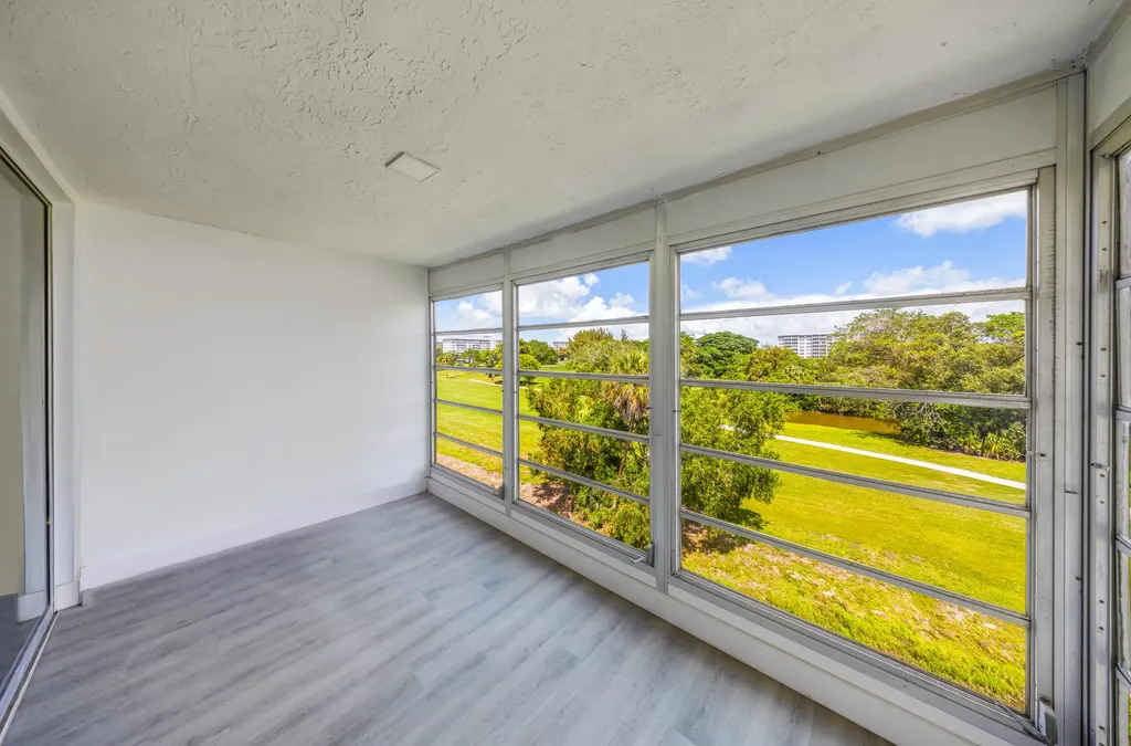 3151 S Palm Aire Drive Pompano Beach FL 33069
