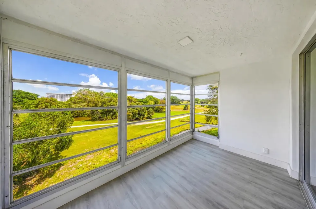 3151 S Palm Aire Drive Pompano Beach FL 33069