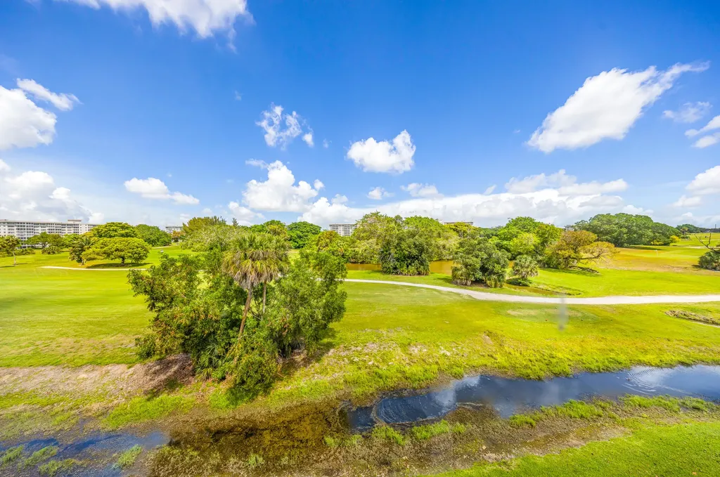 3151 S Palm Aire Drive Pompano Beach FL 33069