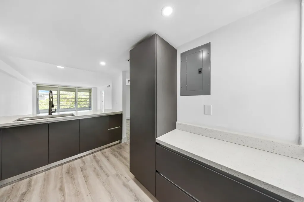 3151 S Palm Aire Drive Pompano Beach FL 33069