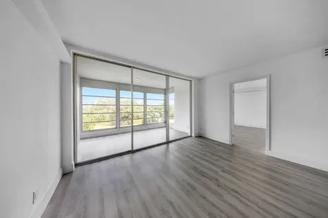 3151 S Palm Aire Drive Pompano Beach FL 33069