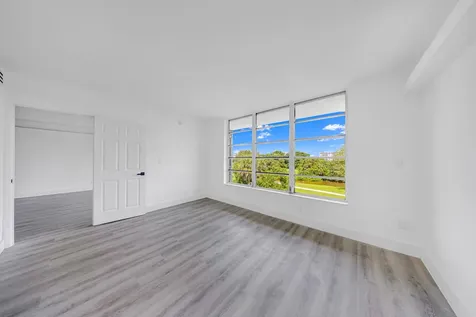 3151 S Palm Aire Drive Pompano Beach FL 33069