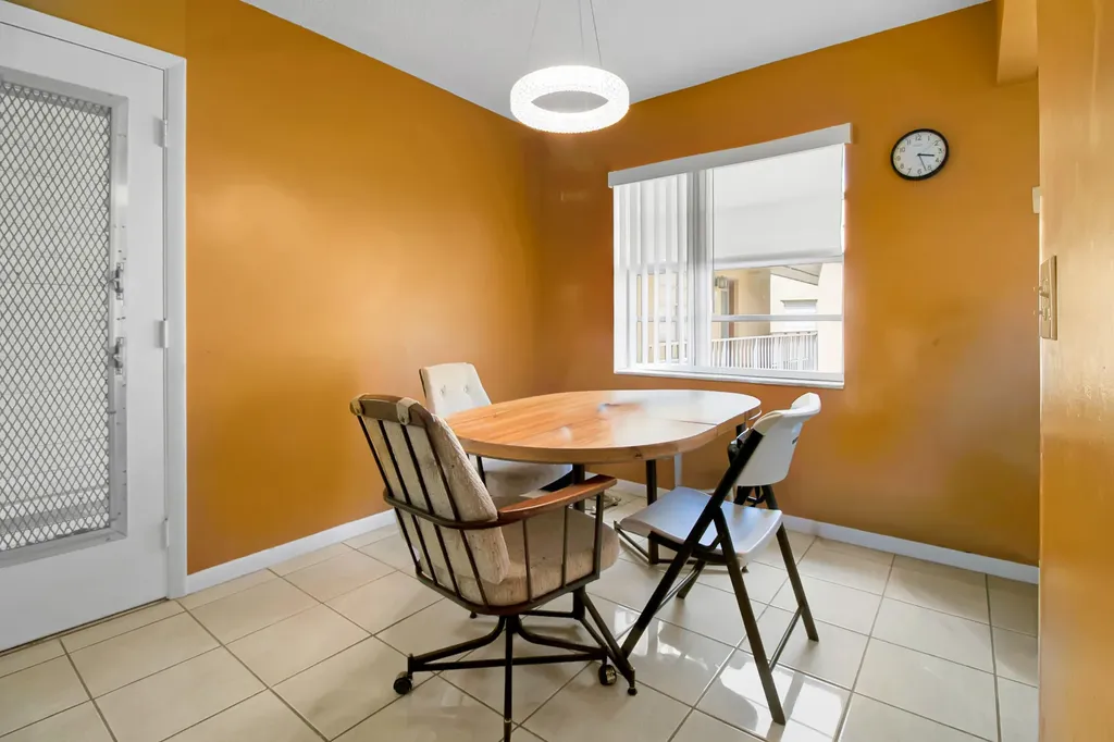 525 Capri K Delray Beach FL 33484
